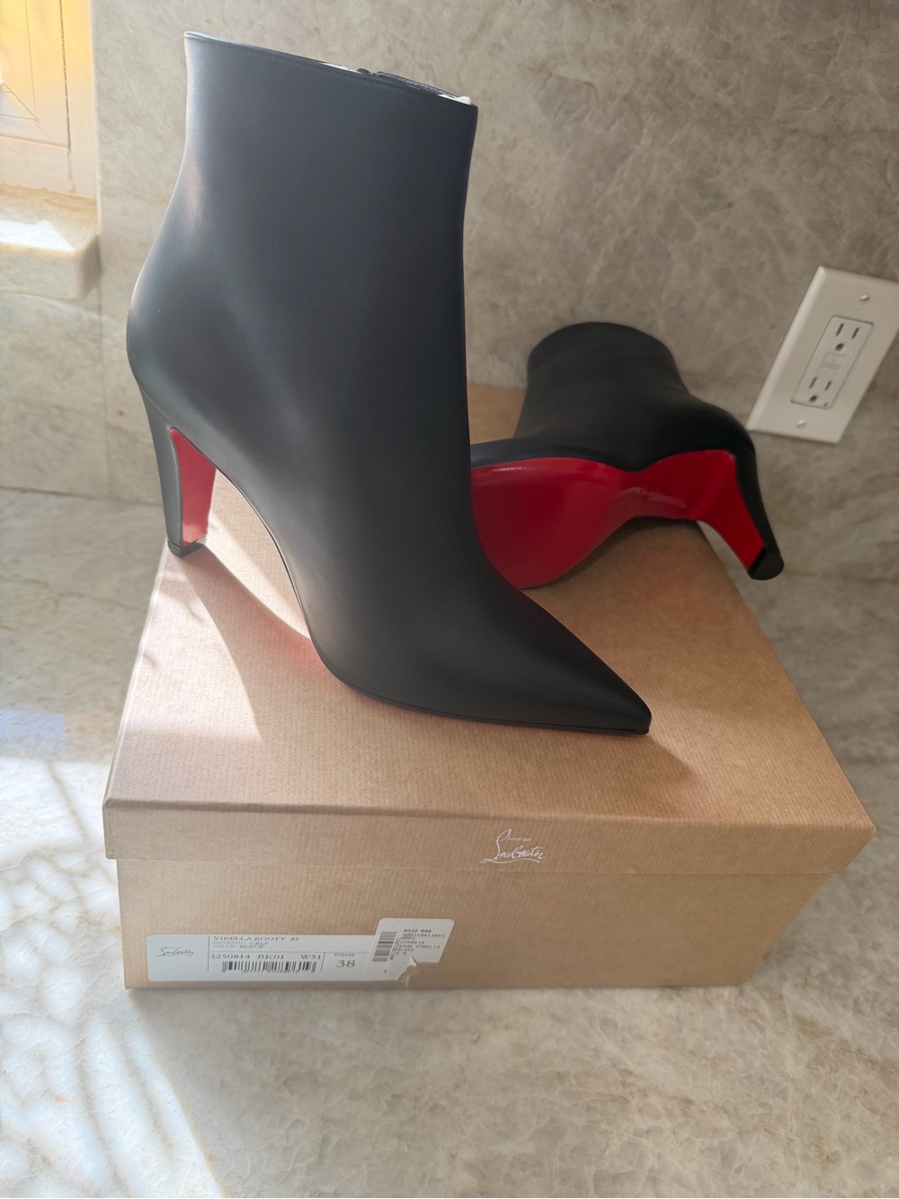 Christian Louboutin Vibella booty 85 - Picture 2 of 11